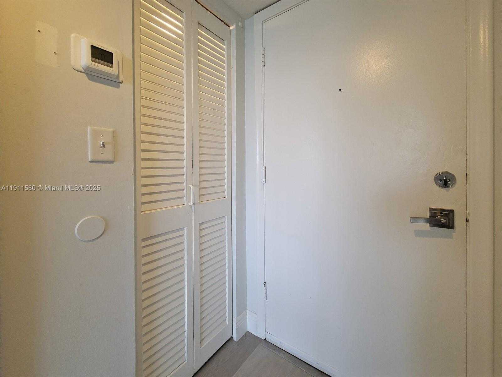 Small Image of 1825 SOUTH OCEAN DR #206, Hallandale Beach Number 7