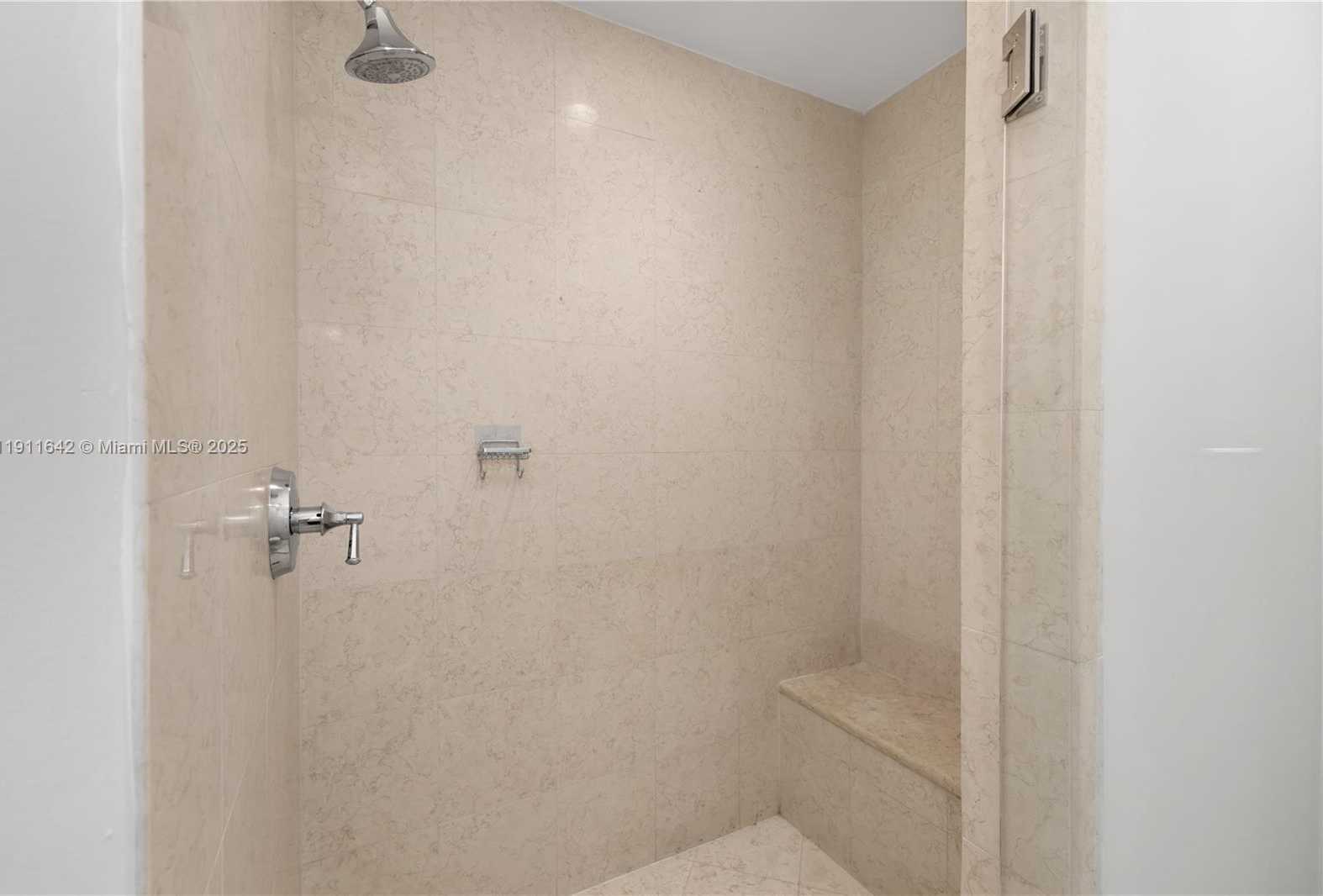 Small Image of 19900 EAST COUNTRY CLUB DR #PH18, Aventura Number 22