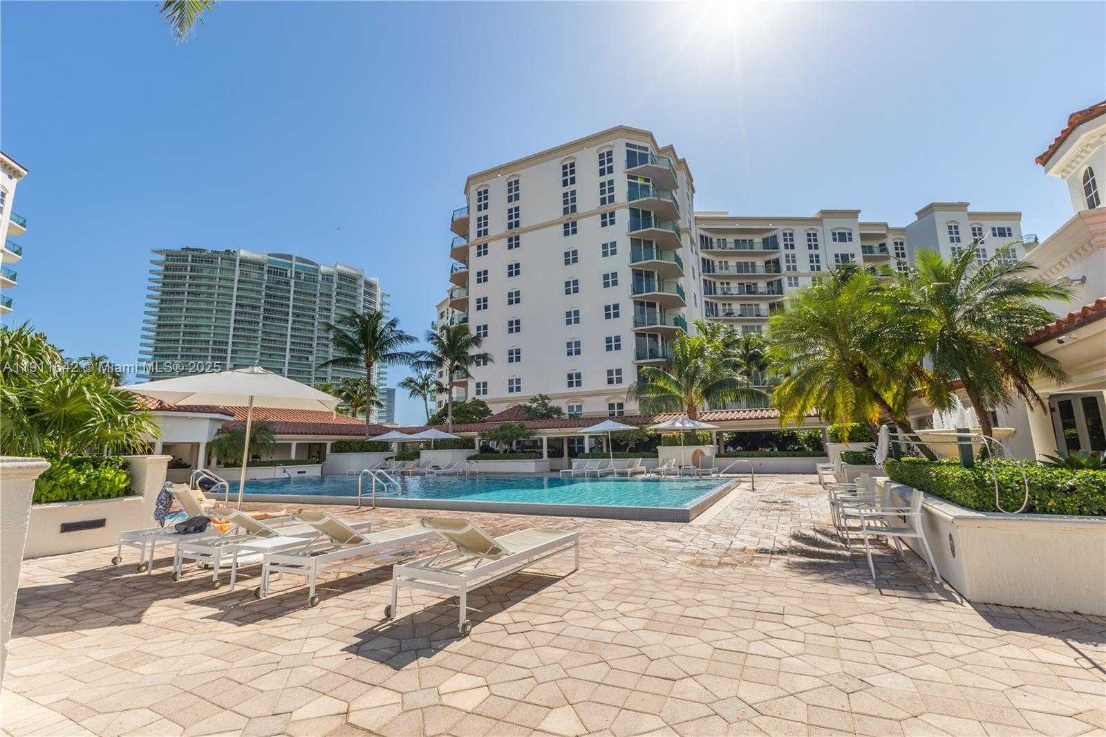 Small Image of 19900 EAST COUNTRY CLUB DR #PH18, Aventura Number 32