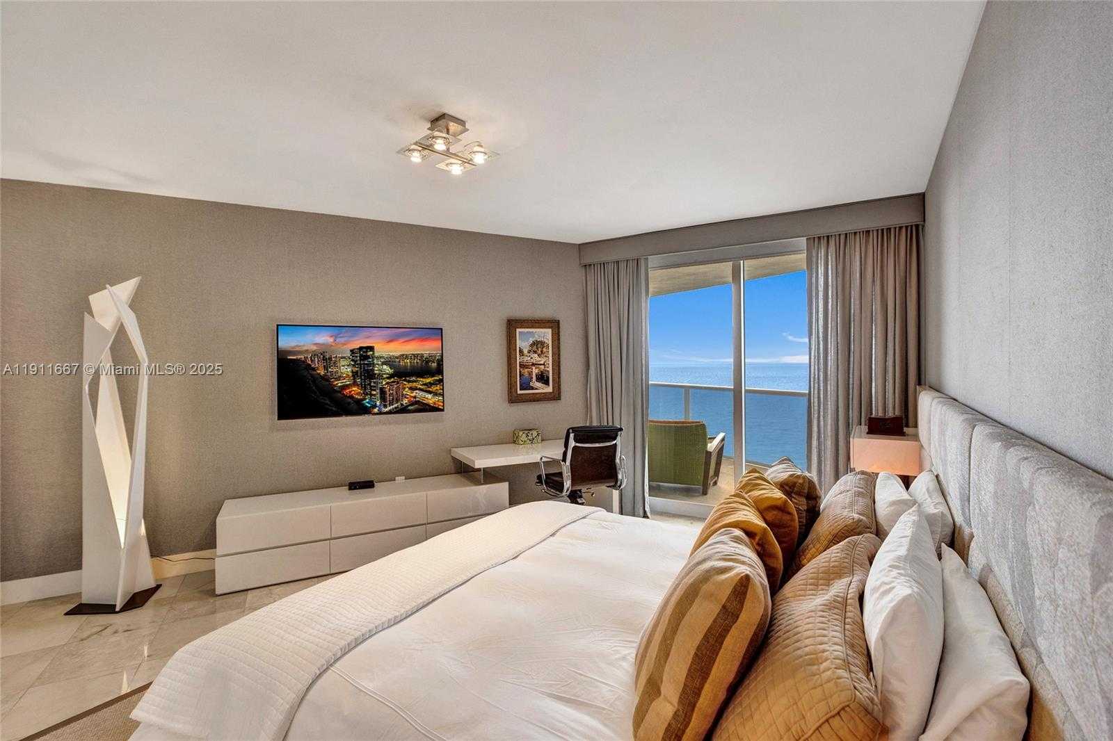 Small Image of 19111 COLLINS AVE #1602, Sunny Isles Beach Number 34