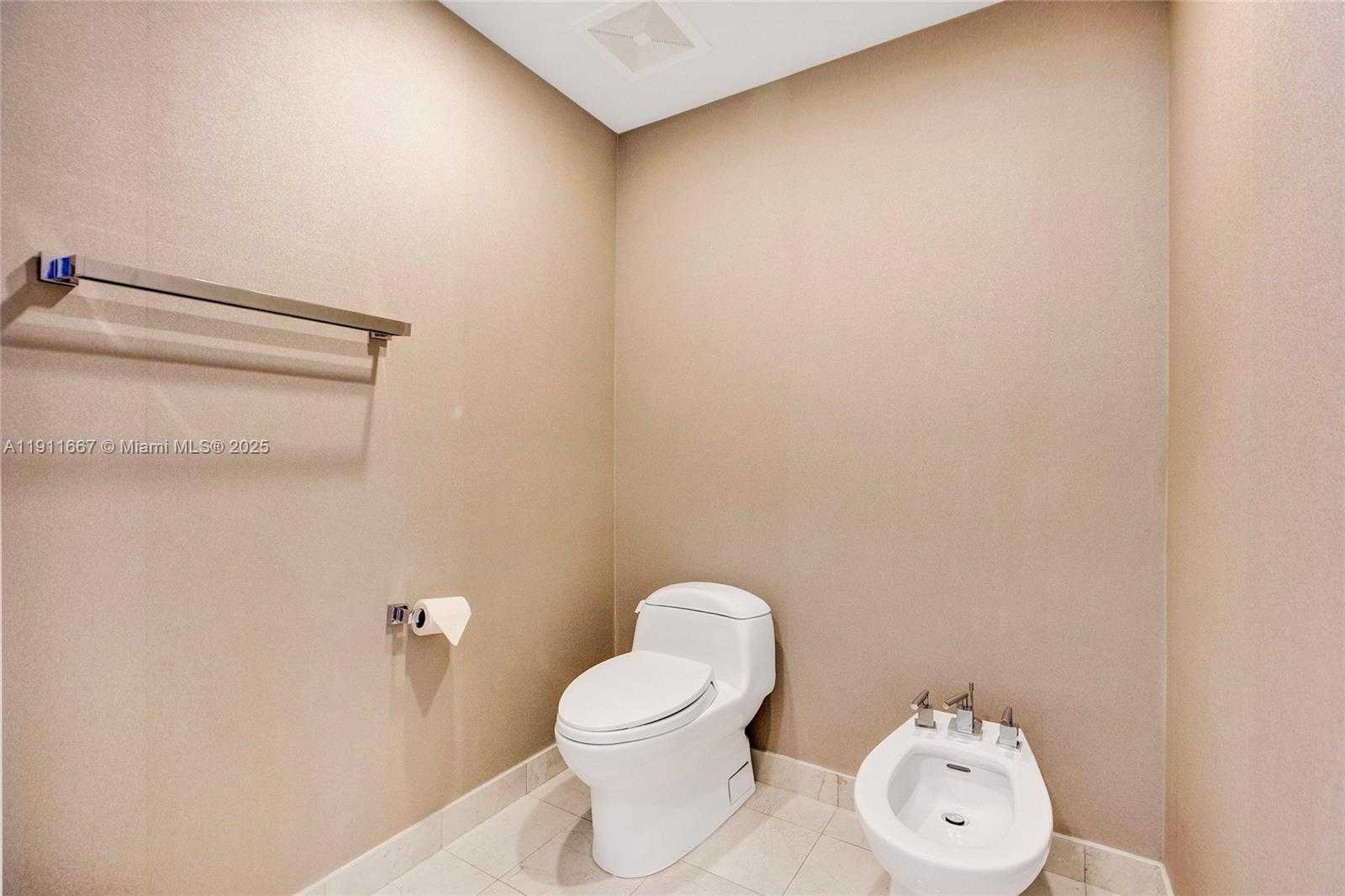 Small Image of 19111 COLLINS AVE #1602, Sunny Isles Beach Number 40