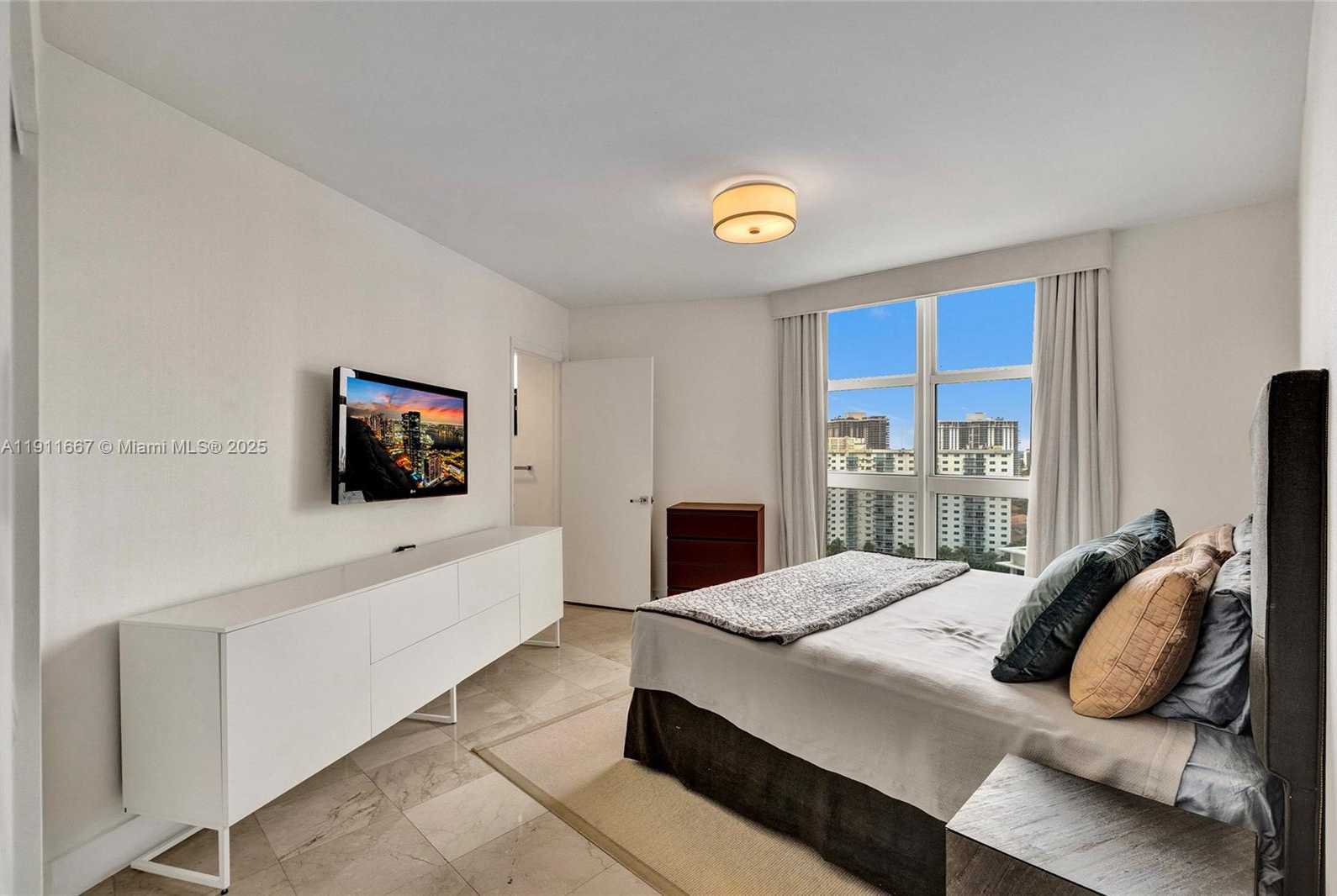 Small Image of 19111 COLLINS AVE #1602, Sunny Isles Beach Number 45