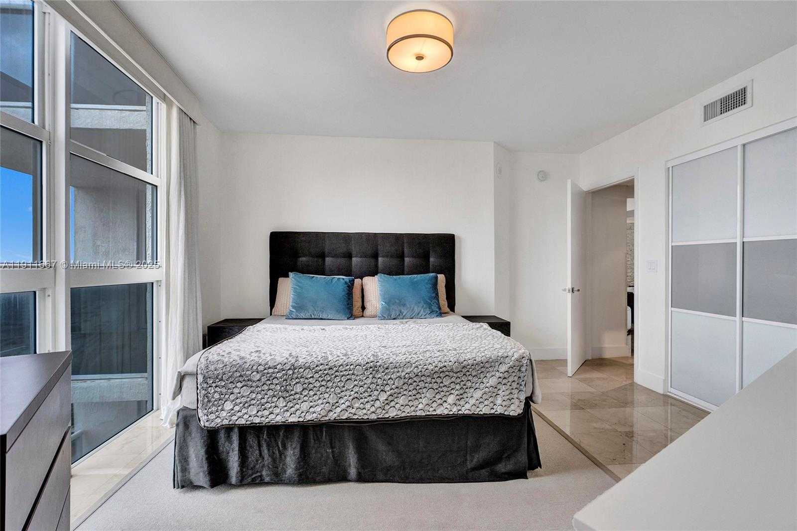 Small Image of 19111 COLLINS AVE #1602, Sunny Isles Beach Number 47
