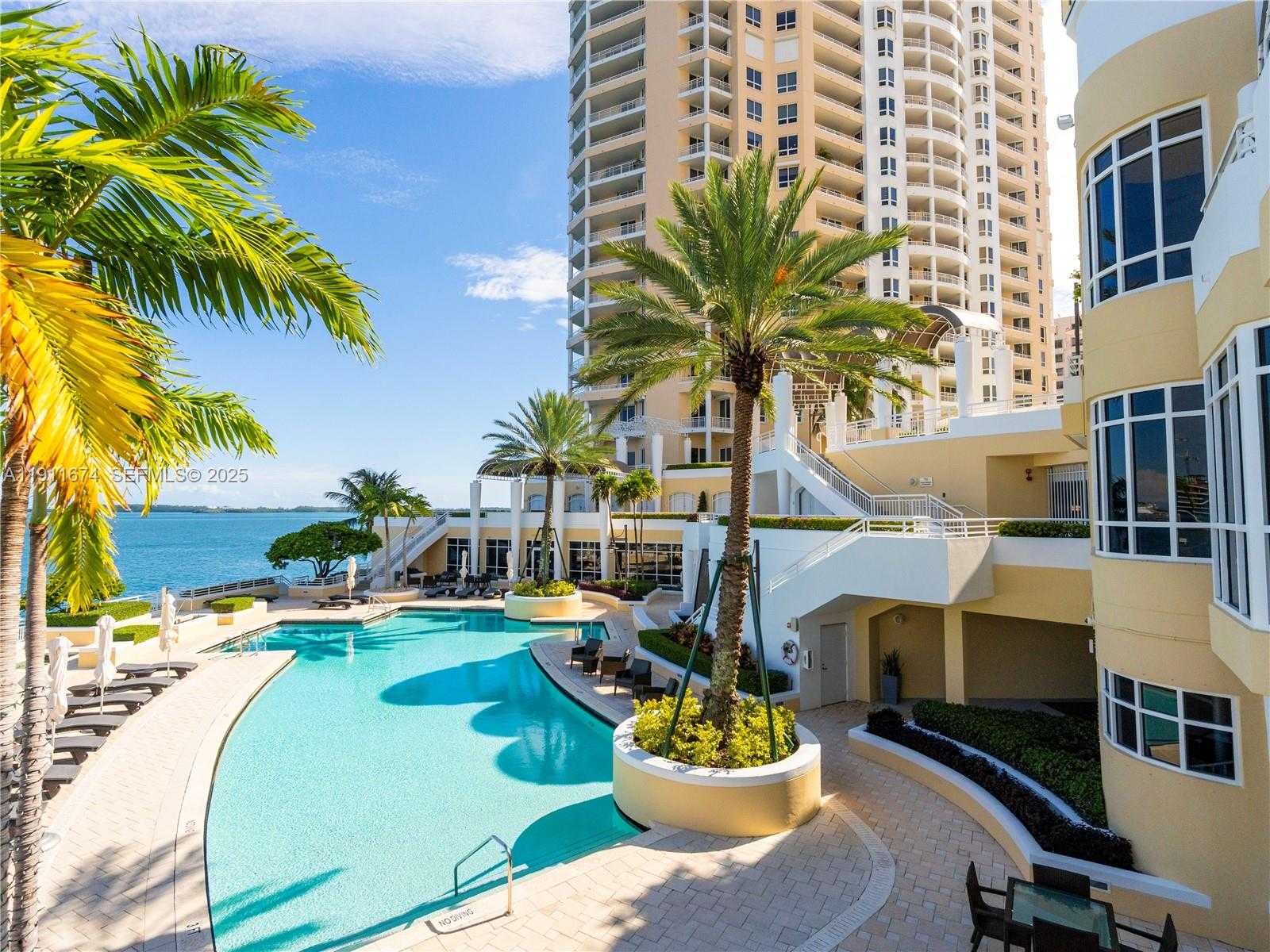 Small Image of 848 BRICKELL KEY DR #3904, Miami Number 23