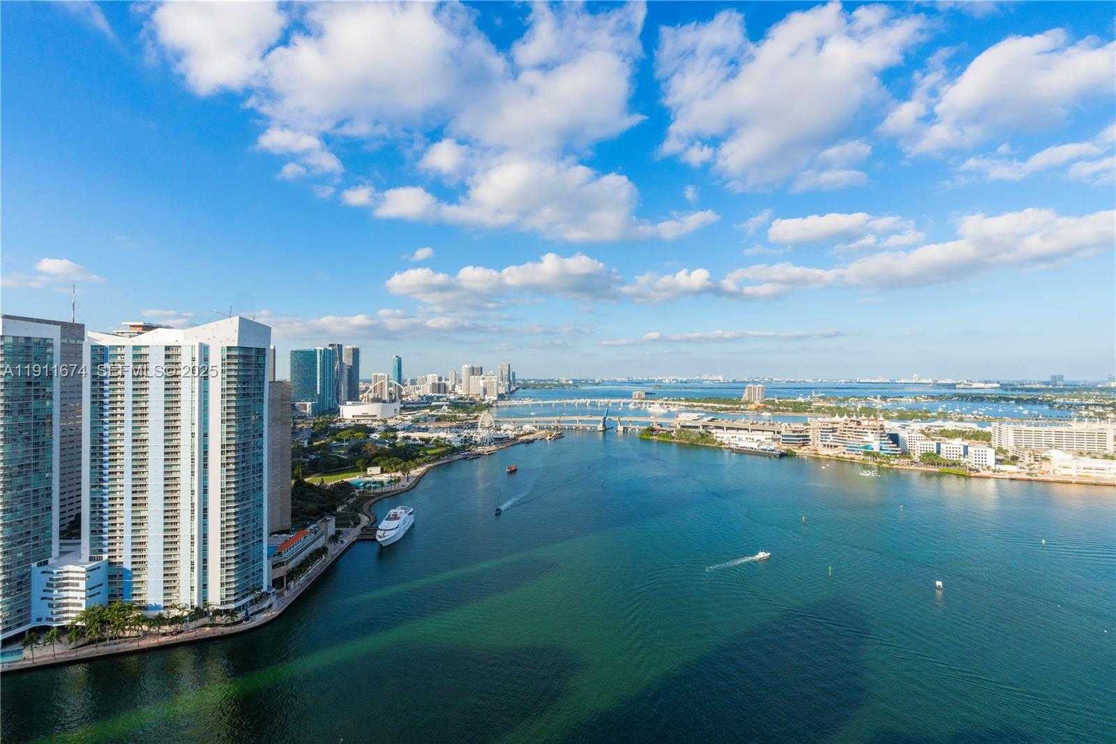 Small Image of 848 BRICKELL KEY DR #3904, Miami Number 28