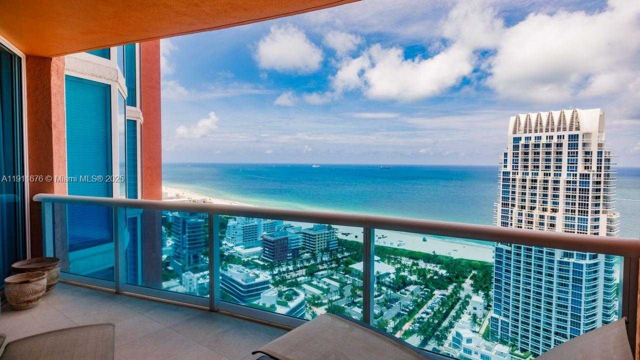 Small Image of 300 SOUTH POINTE DR #3506, Miami Beach Number 6