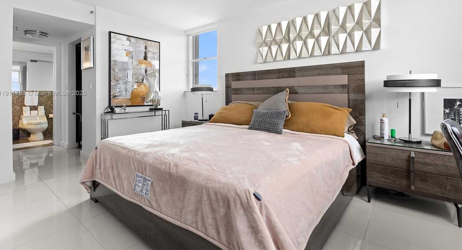 Small Image of 1775 WASHINGTON AVE #14F, Miami Beach Number 15