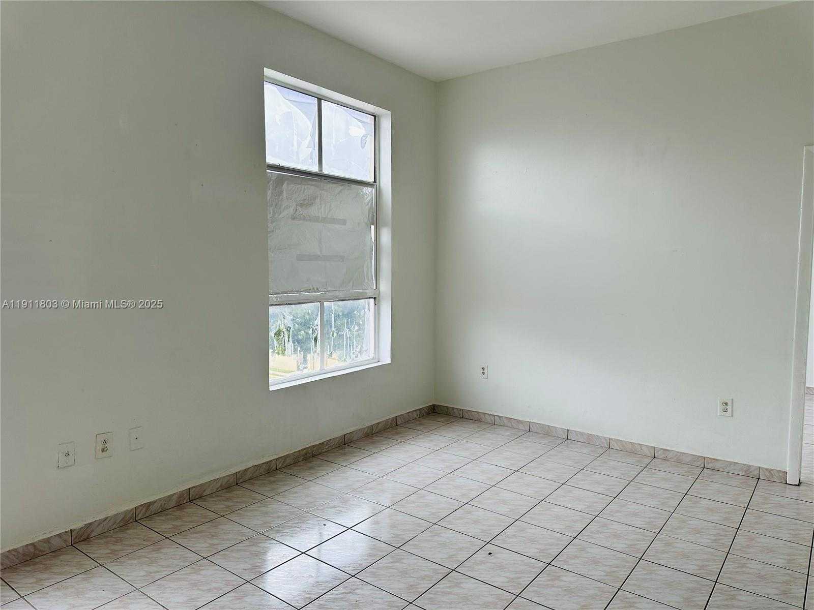 Small Image of 7420 WEST 20TH AVE #432, Hialeah Number 2