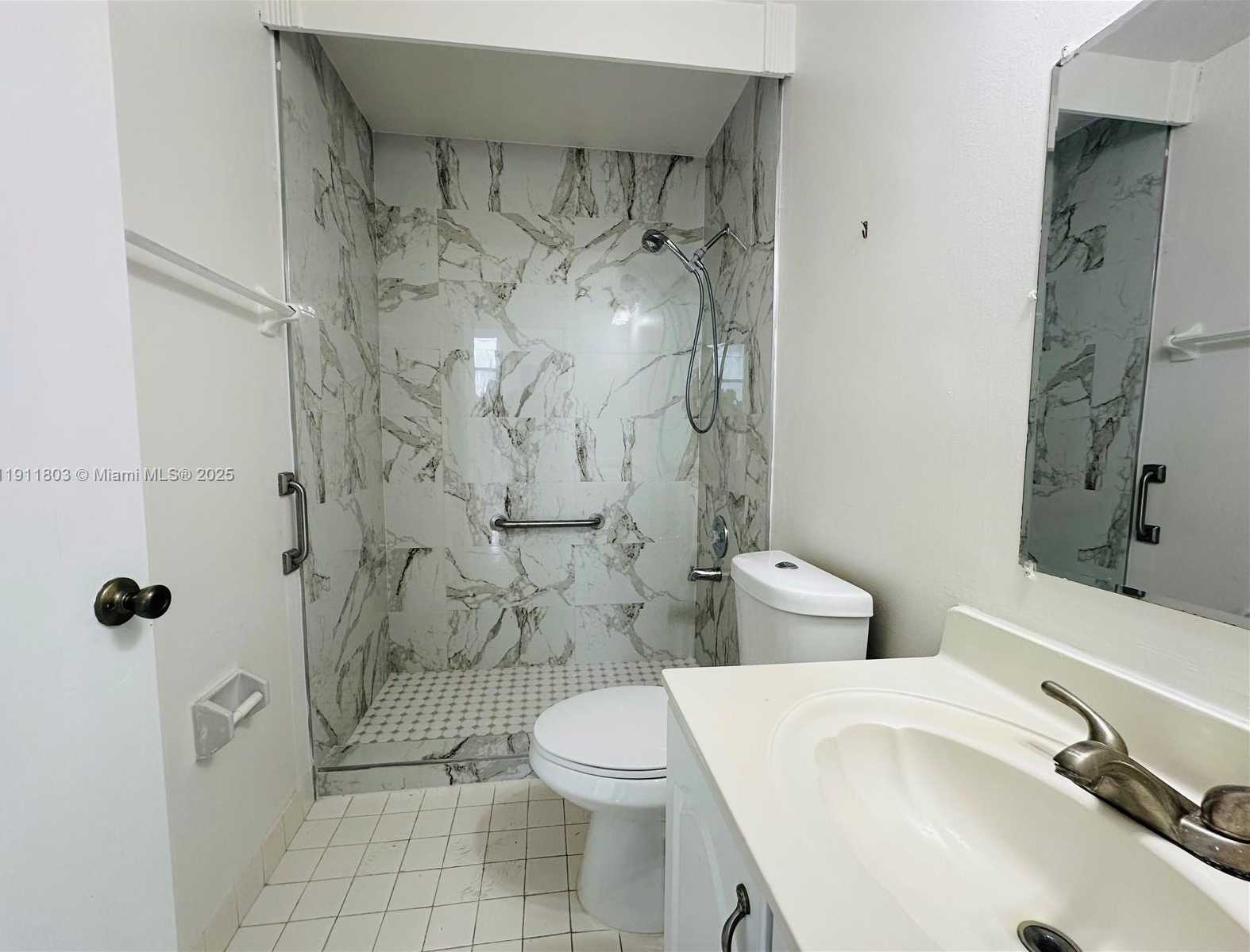 Small Image of 7420 WEST 20TH AVE #432, Hialeah Number 9