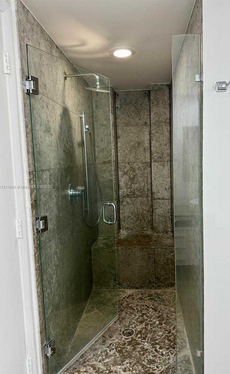 Small Image of 495 BRICKELL AVE #4408, Miami Number 12