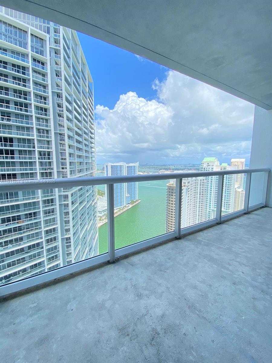 Small Image of 495 BRICKELL AVE #4408, Miami Number 3