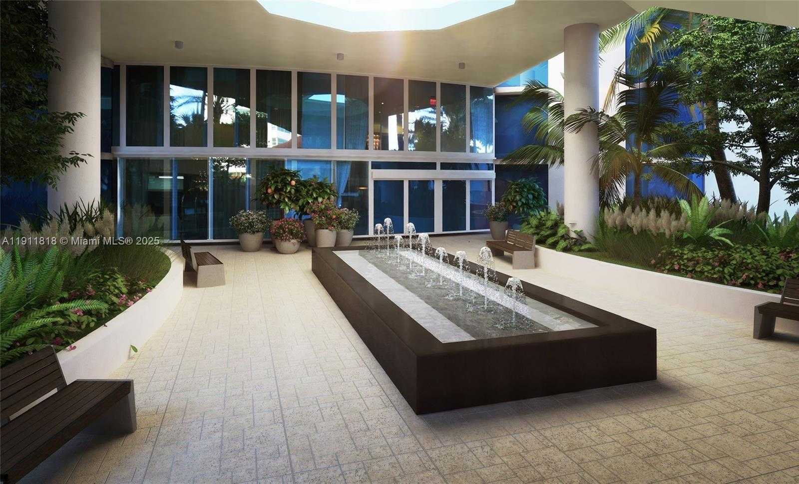 Small Image of 300 SOUTH POINTE DR #704, Miami Beach Number 20