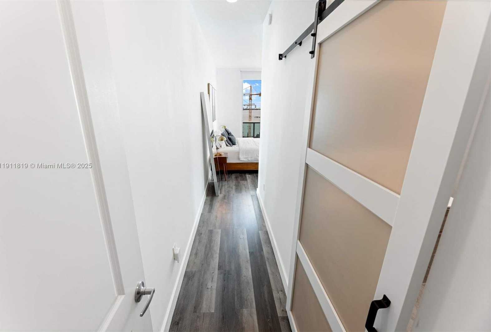 Small Image of 333 NORTH EAST 24TH ST #PH1910, Miami Number 16