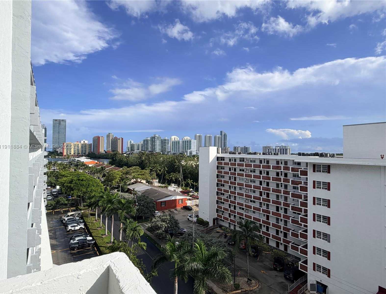 Small Image of 3703 NORTH EAST 166TH ST #910, North Miami Beach Number 13