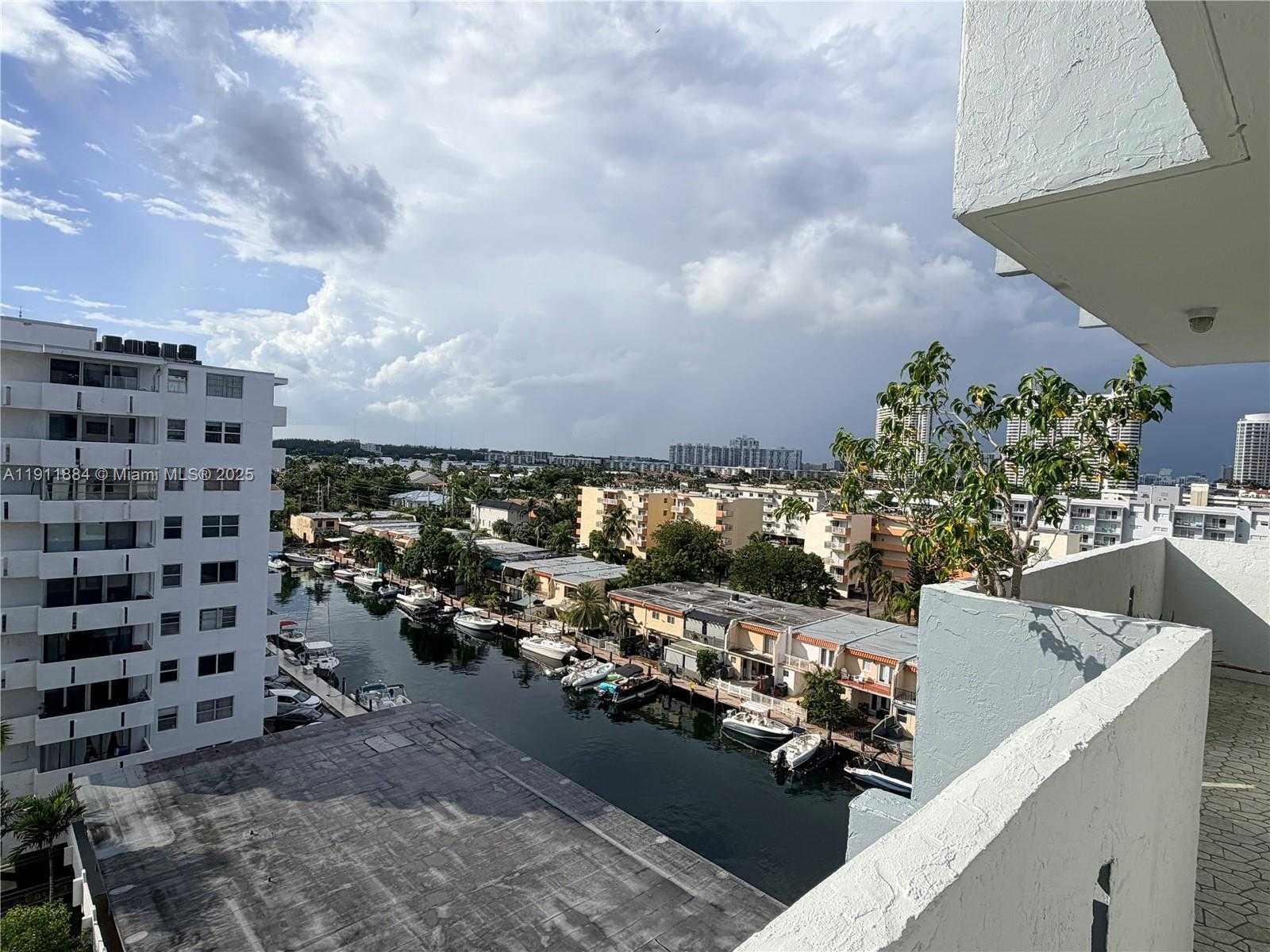 Small Image of 3703 NORTH EAST 166TH ST #910, North Miami Beach Number 14