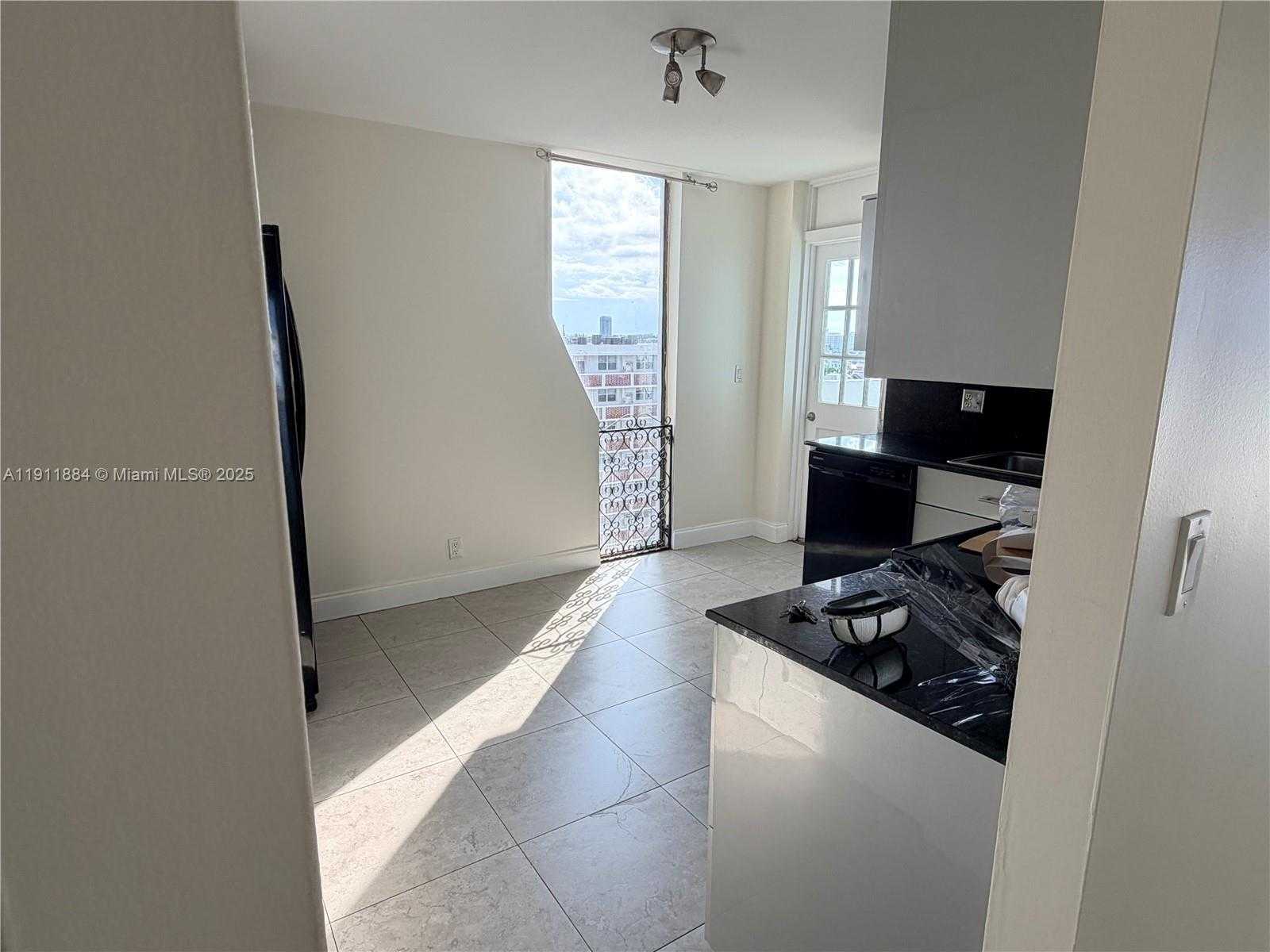 Small Image of 3703 NORTH EAST 166TH ST #910, North Miami Beach Number 4