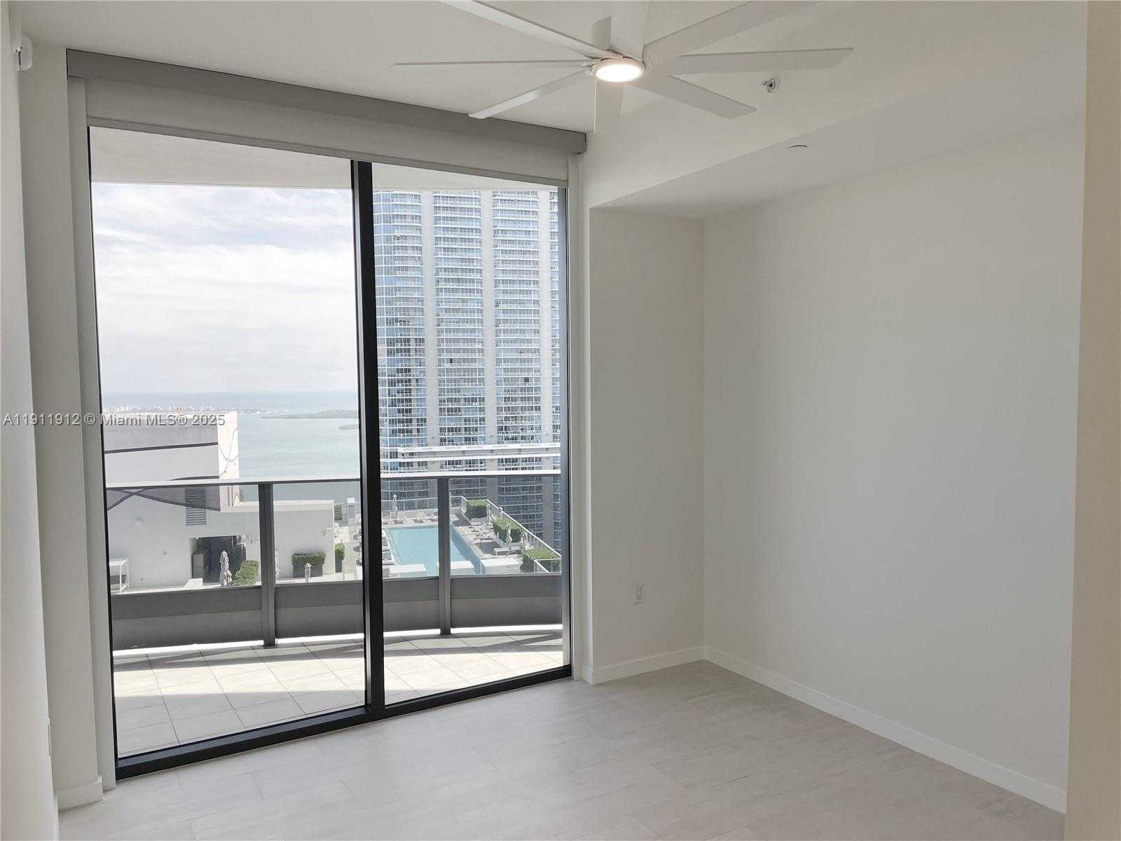 Small Image of 1000 BRICKELL PLZ #PH5405, Miami Number 13