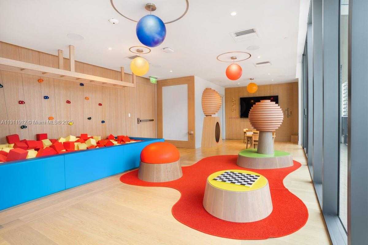 Small Image of 1000 BRICKELL PLZ #PH5405, Miami Number 28