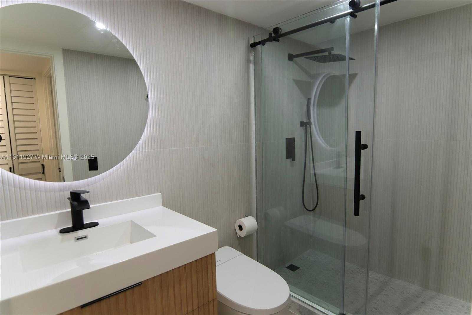 Small Image of 6801 INDIAN CREEK DR #201, Miami Beach Number 7