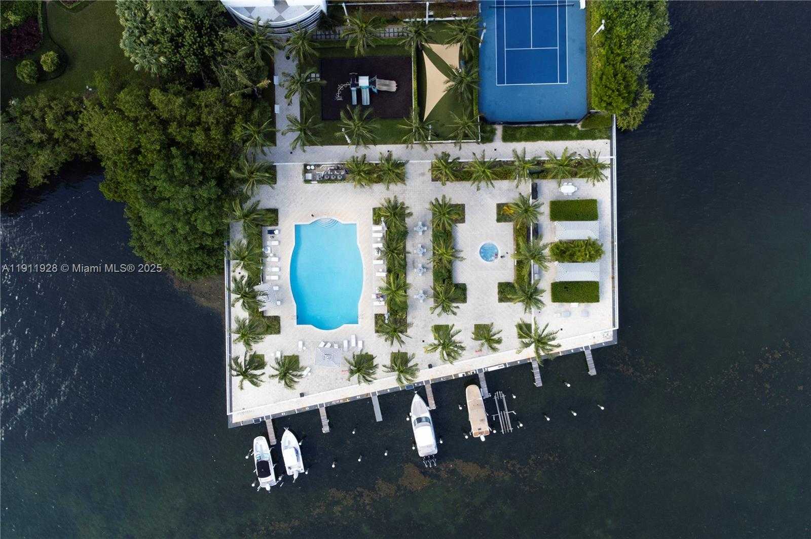Small Image of 2101 BRICKELL AVE #606, Miami Number 17