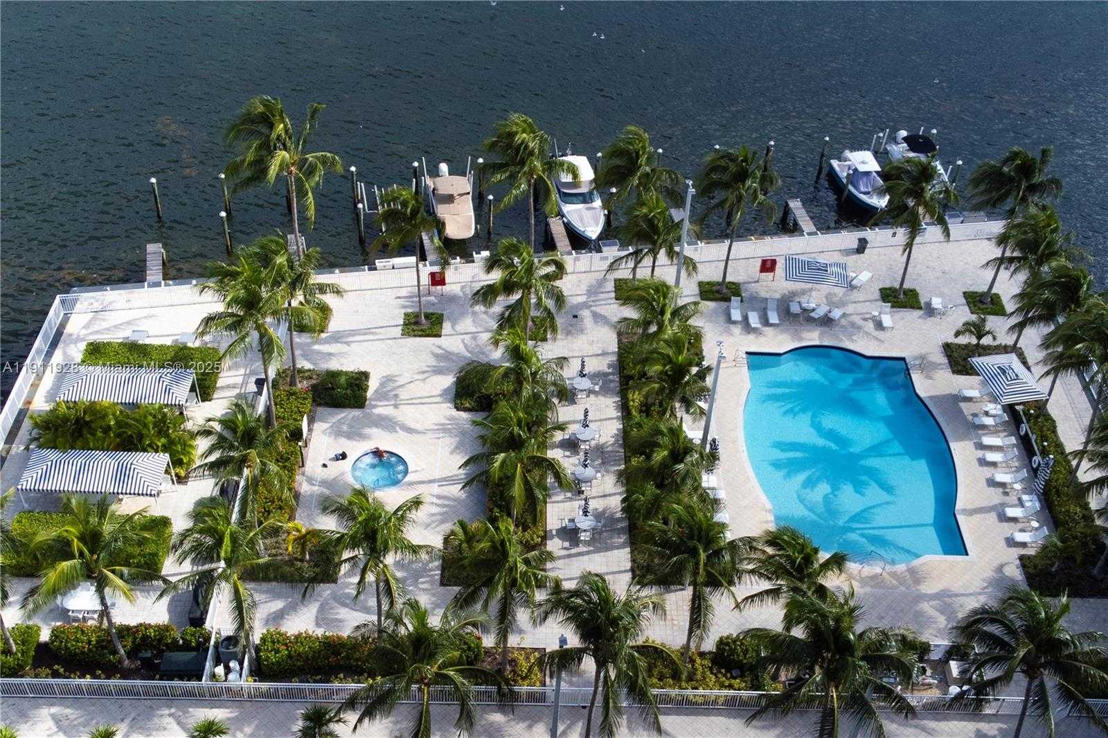 Small Image of 2101 BRICKELL AVE #606, Miami Number 18