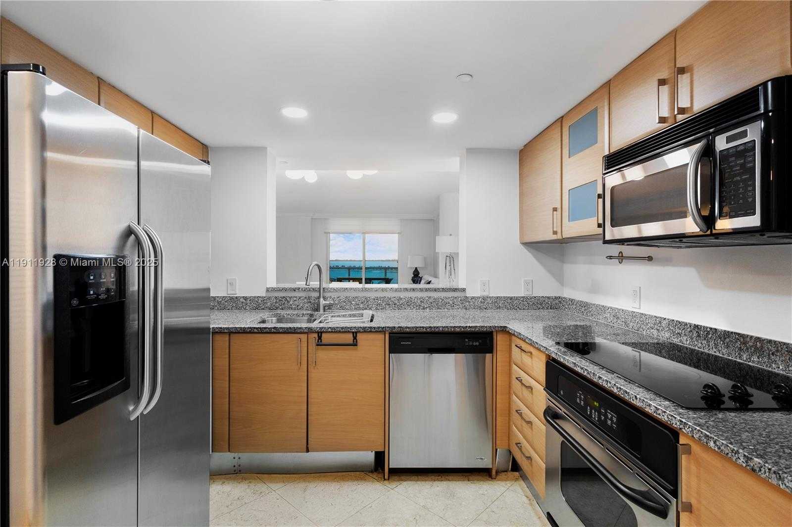 Small Image of 2101 BRICKELL AVE #606, Miami Number 7