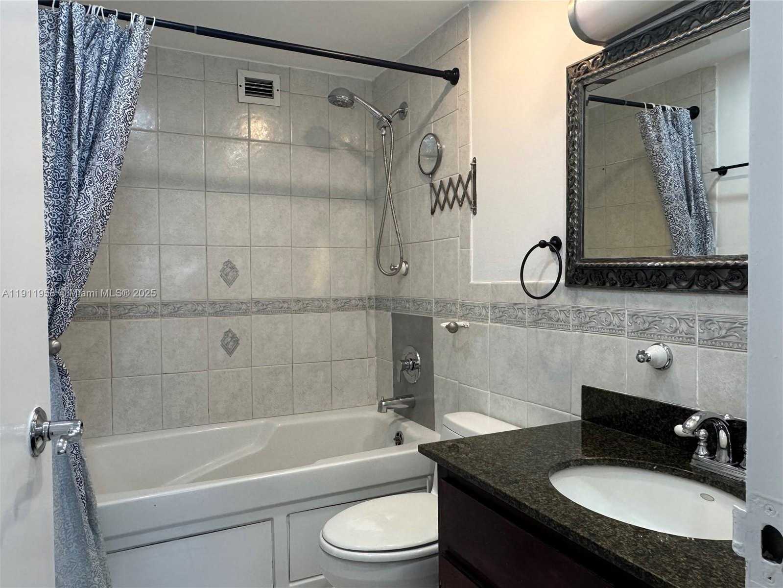 Small Image of 999 BRICKELL BAY DR #801, Miami Number 20