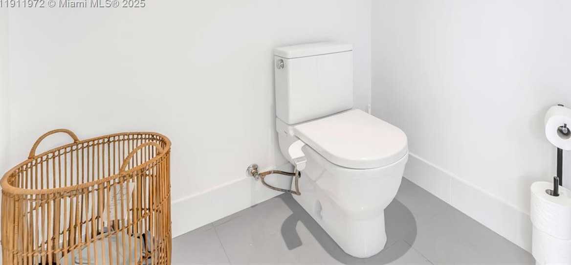 Small Image of 300 SUNNY ISLES BLVD #4-905, Sunny Isles Beach Number 21