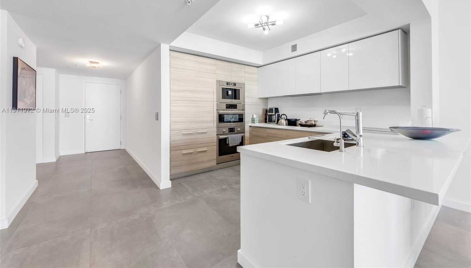 Small Image of 300 SUNNY ISLES BLVD #4-905, Sunny Isles Beach Number 7