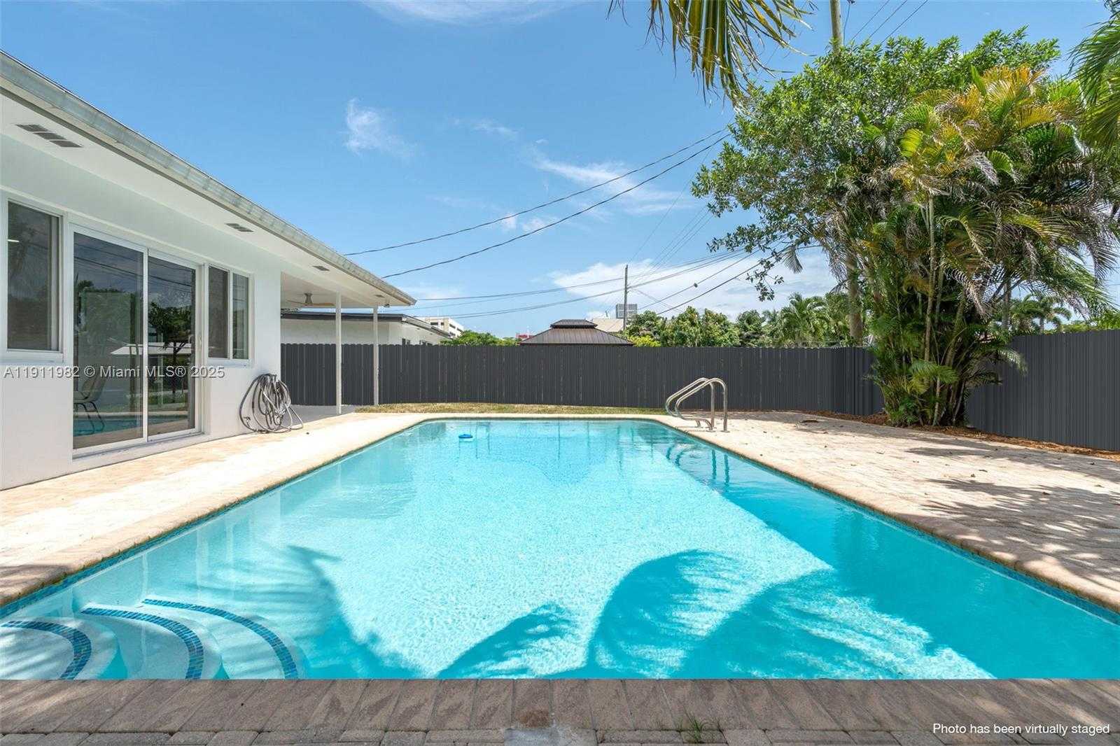 Small Image of 3920 HAYES ST, Hollywood Number 23