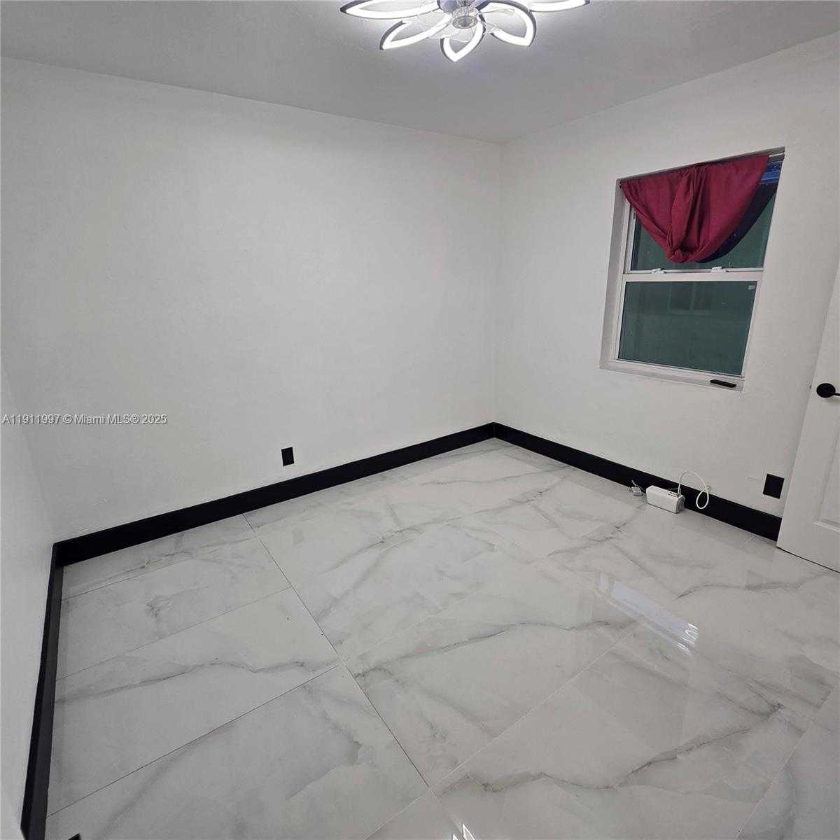 Small Image of 77 NORTH WEST 51ST ST #Rear, Miami Number 12