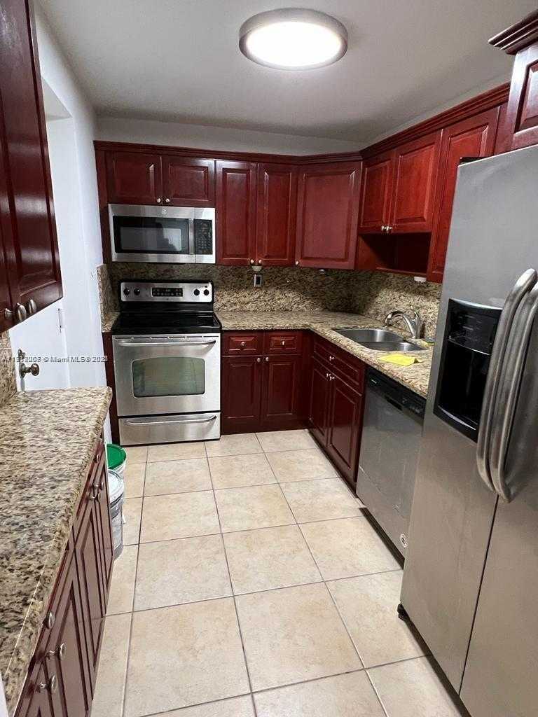 Small Image of 2333 BRICKELL AVE #307, Miami Number 8