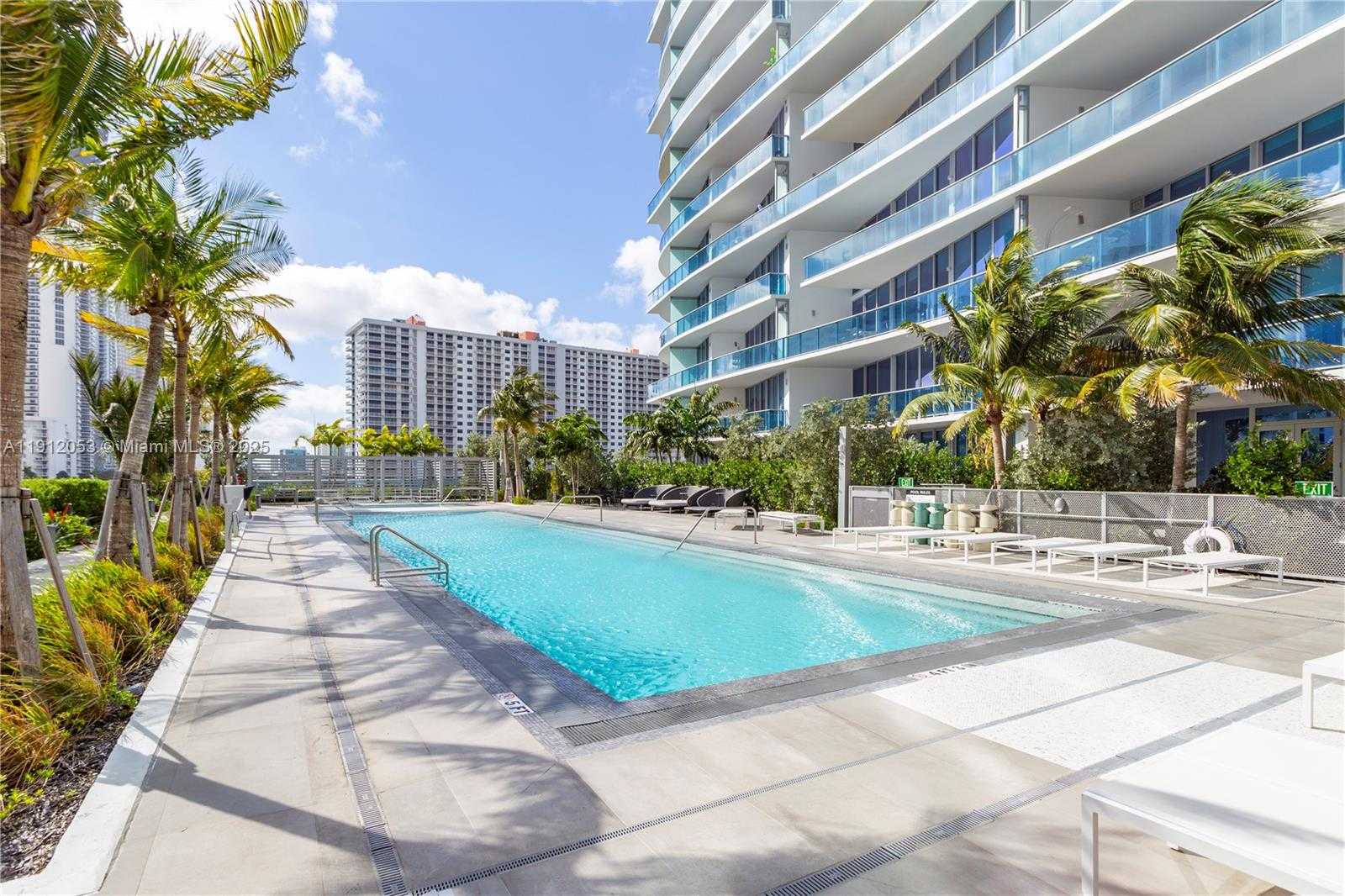 Small Image of 17550 COLLINS AVE #1404, Sunny Isles Beach Number 1
