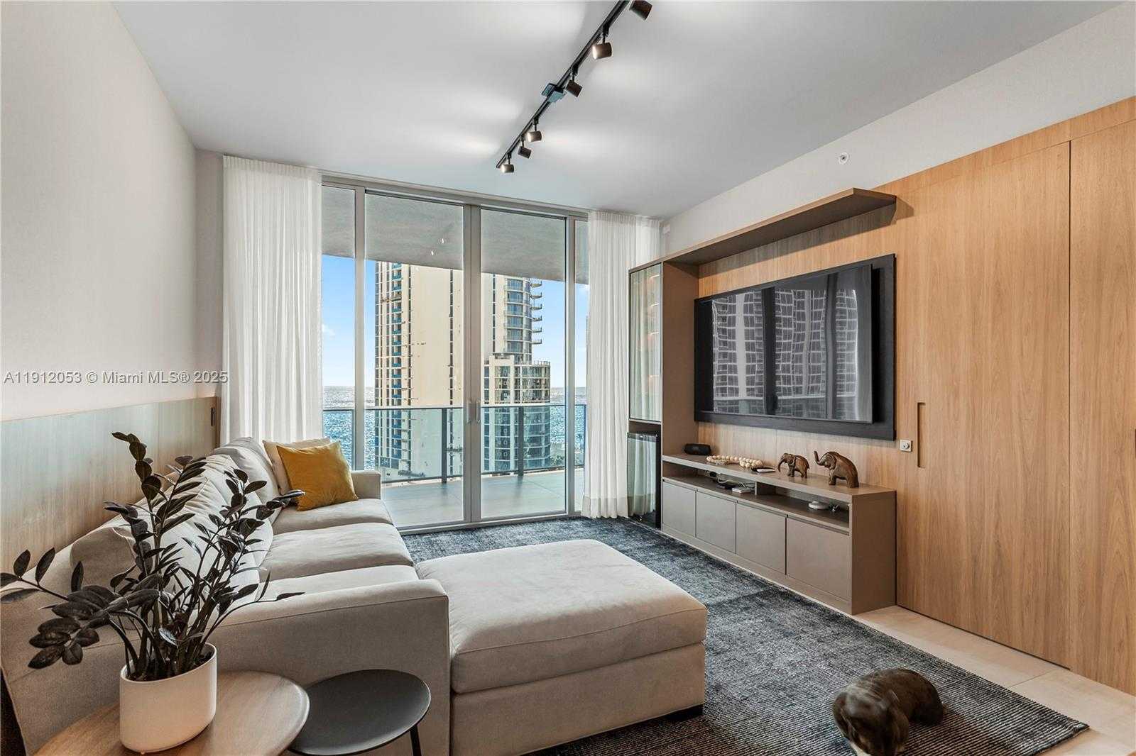 Small Image of 17550 COLLINS AVE #1404, Sunny Isles Beach Number 16