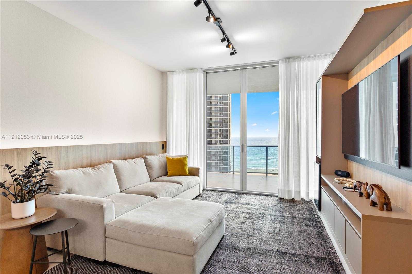 Small Image of 17550 COLLINS AVE #1404, Sunny Isles Beach Number 24