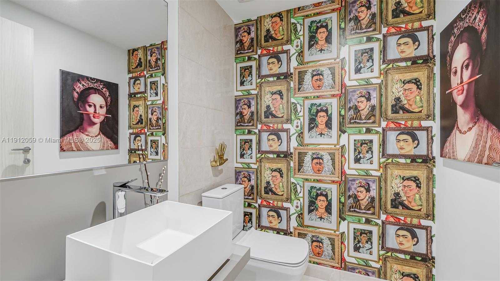 Small Image of 1000 BRICKELL PLZ #3002, Miami Number 10