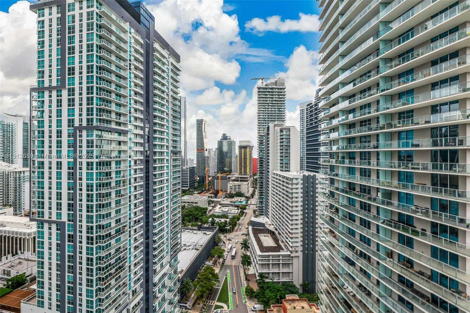 Small Image of 1000 BRICKELL PLZ #3002, Miami Number 49