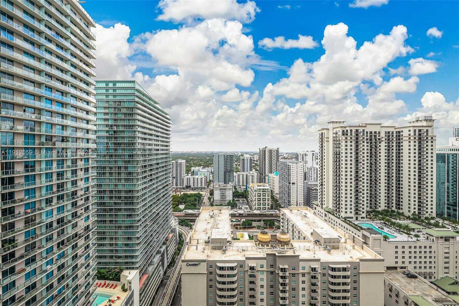 Small Image of 1000 BRICKELL PLZ #3002, Miami Number 52