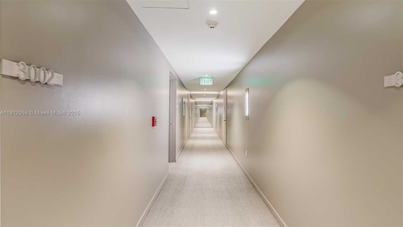 Small Image of 1000 BRICKELL PLZ #3002, Miami Number 6