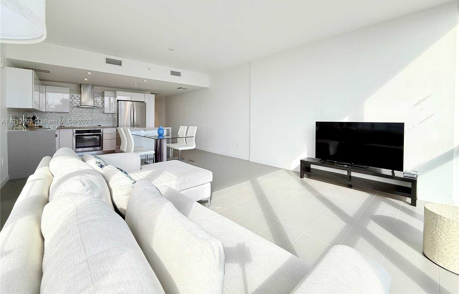 Small Image of 1600 NORTH EAST 1ST AVE #3210, Miami Number 12