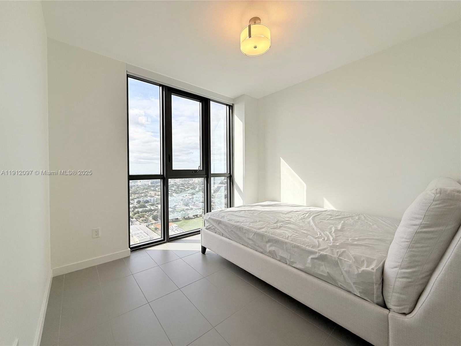 Small Image of 1600 NORTH EAST 1ST AVE #3210, Miami Number 27