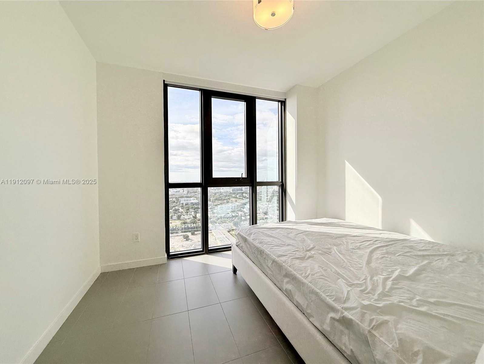 Small Image of 1600 NORTH EAST 1ST AVE #3210, Miami Number 30