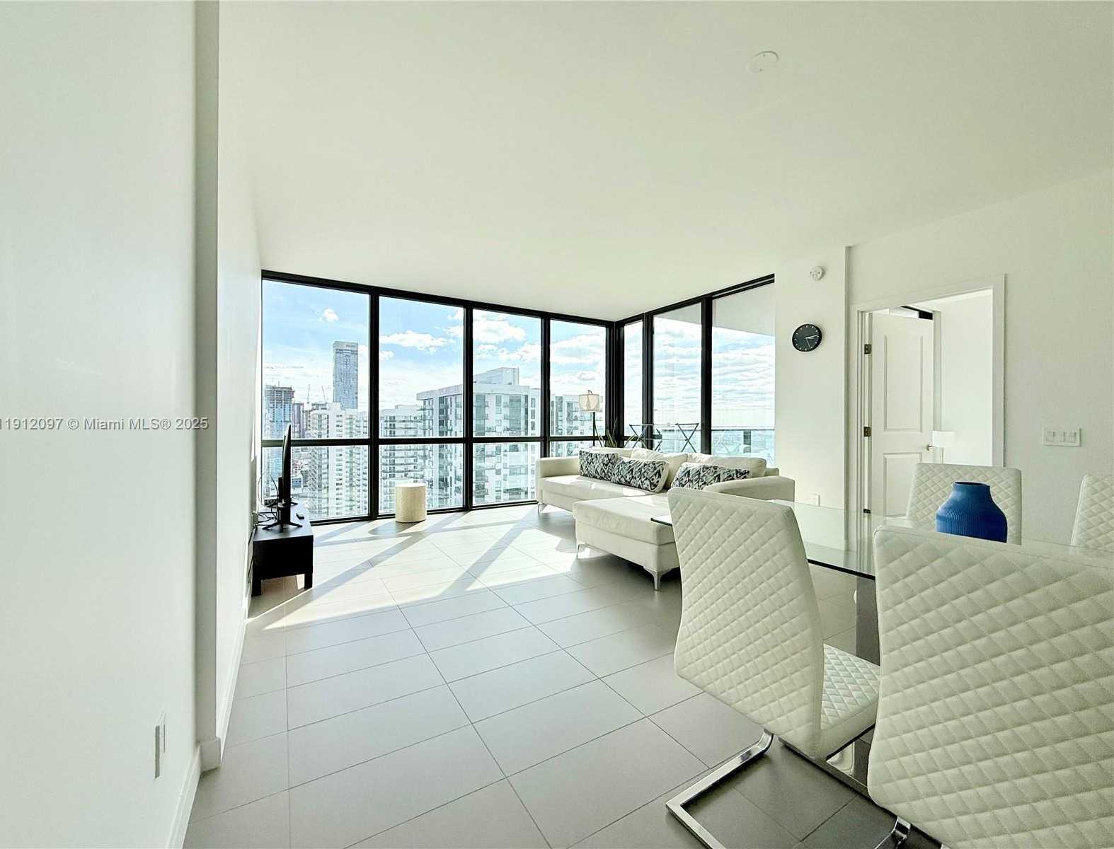 Small Image of 1600 NORTH EAST 1ST AVE #3210, Miami Number 7