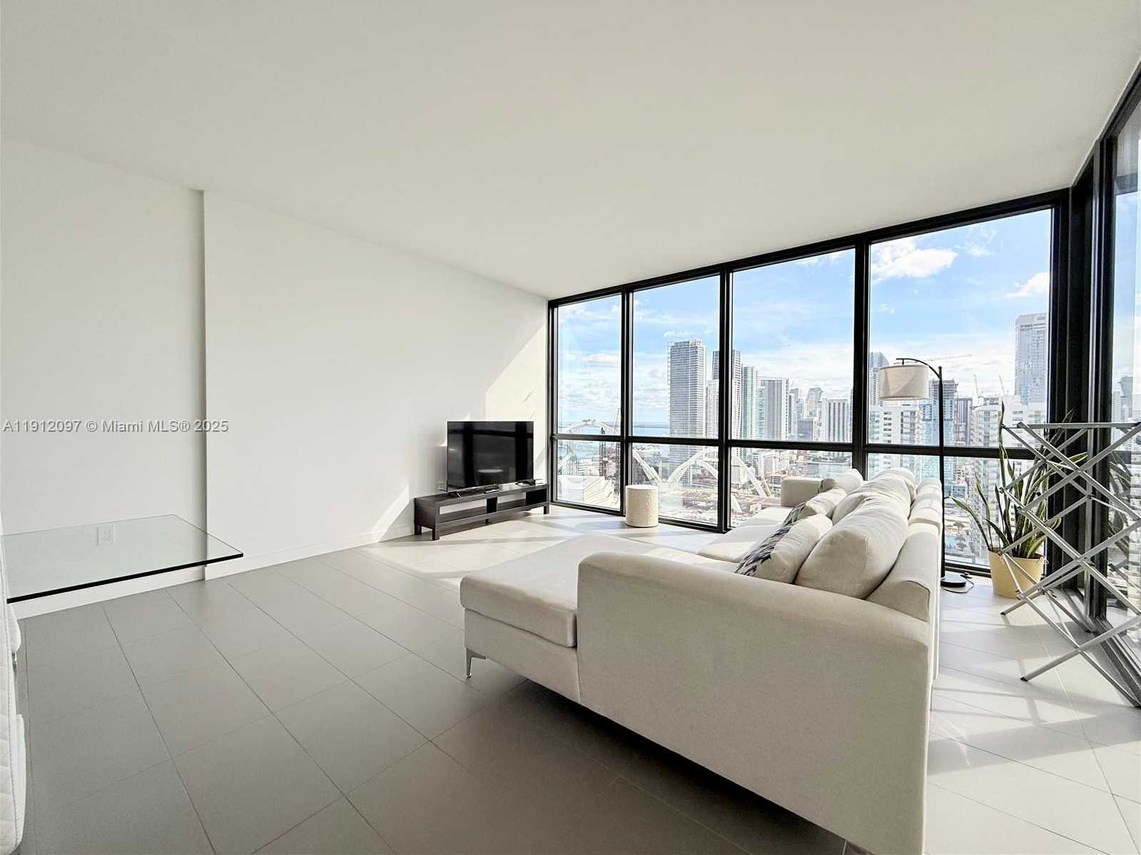 Small Image of 1600 NORTH EAST 1ST AVE #3210, Miami Number 9