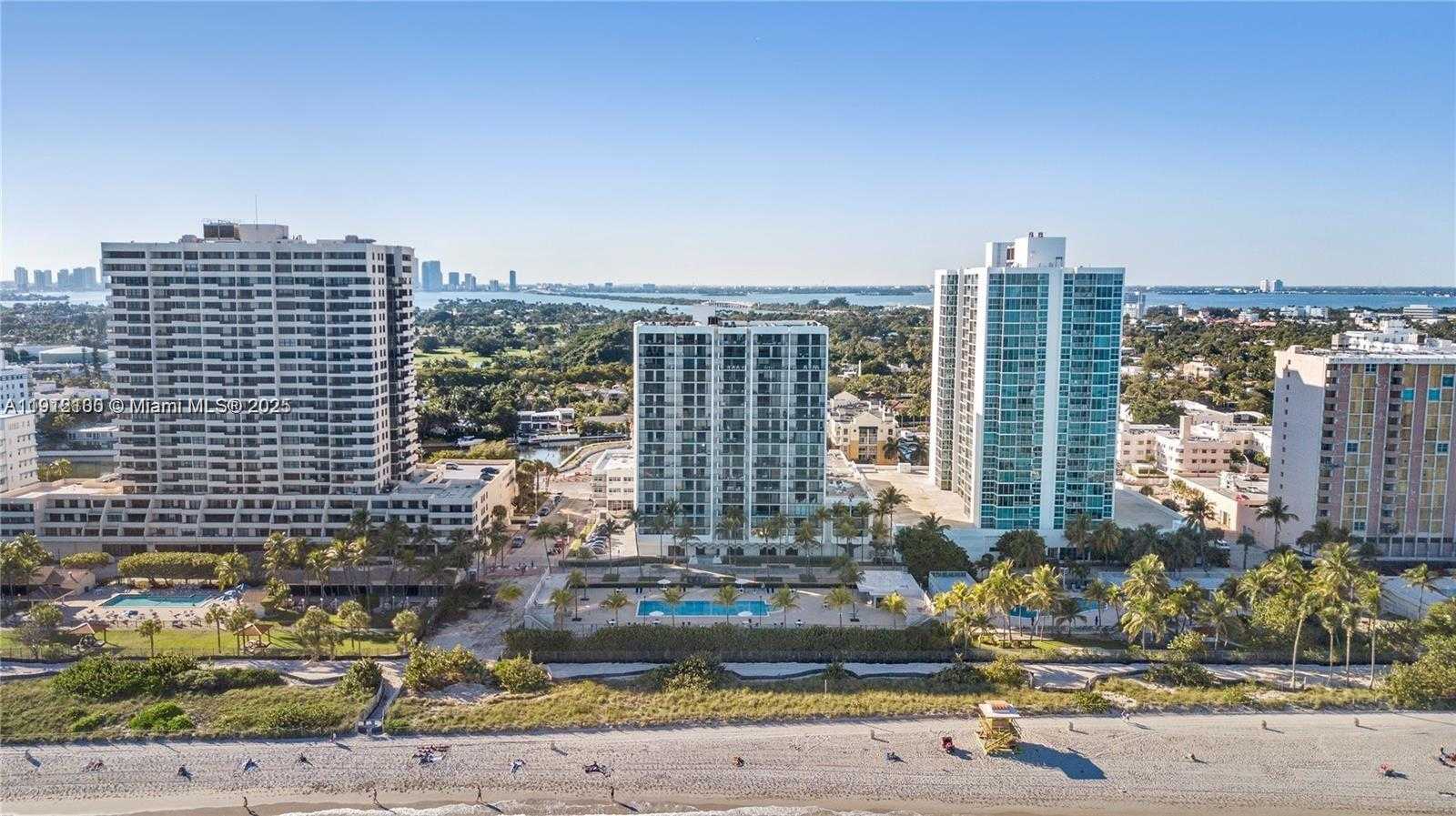 Small Image of 2655 COLLINS AVE #2108, Miami Beach Number 10