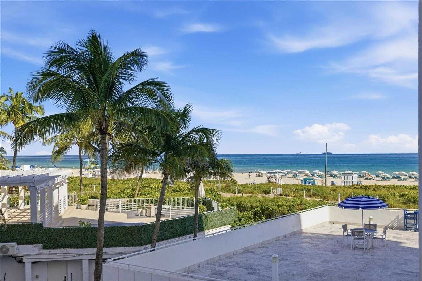 Small Image of 401 OCEAN DR #319, Miami Beach Number 20