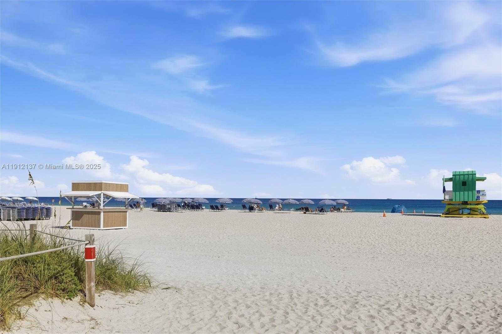 Small Image of 401 OCEAN DR #319, Miami Beach Number 32