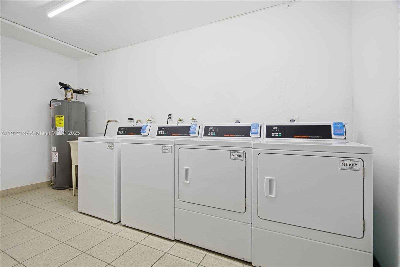 Small Image of 401 OCEAN DR #319, Miami Beach Number 37