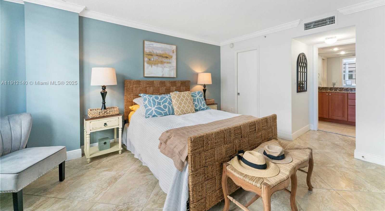 Small Image of 6917 COLLINS AVE #506, Miami Beach Number 12