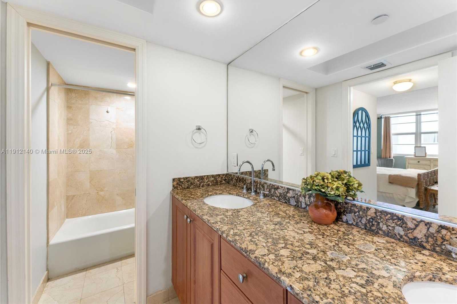 Small Image of 6917 COLLINS AVE #506, Miami Beach Number 14